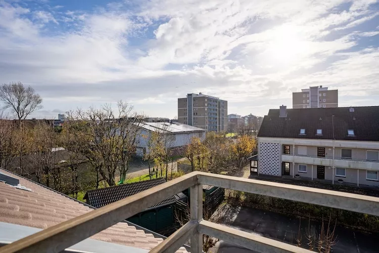 Twentyseven-Terrace balcony