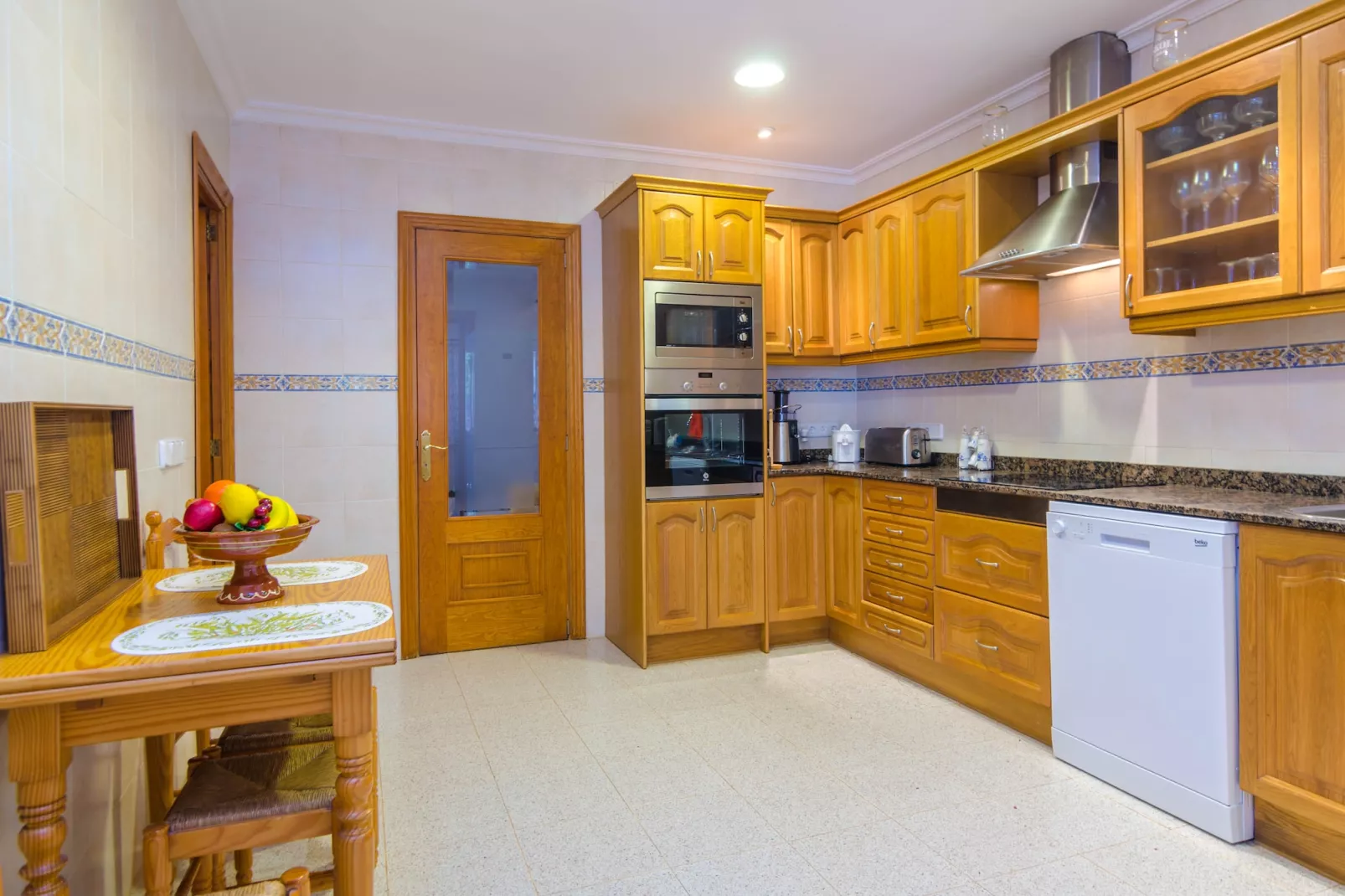 Ca Na Dora-Kitchen