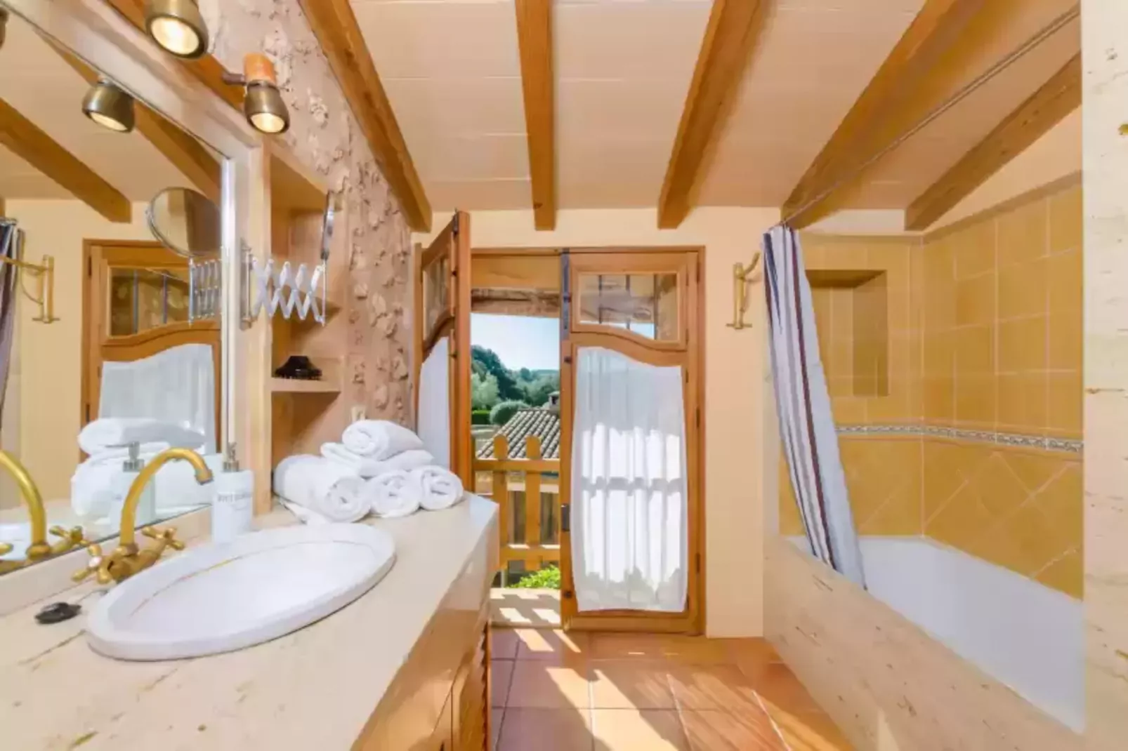 Finca Can Maria Costitx-Bathroom