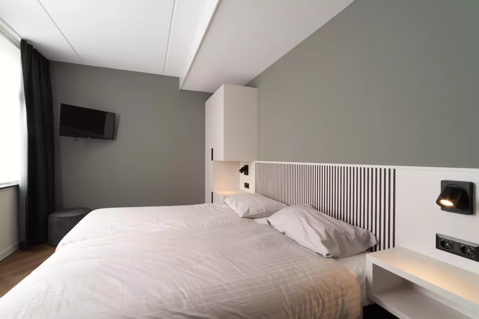 12 persoons Stadvilla met Jacuzzi-Chambre