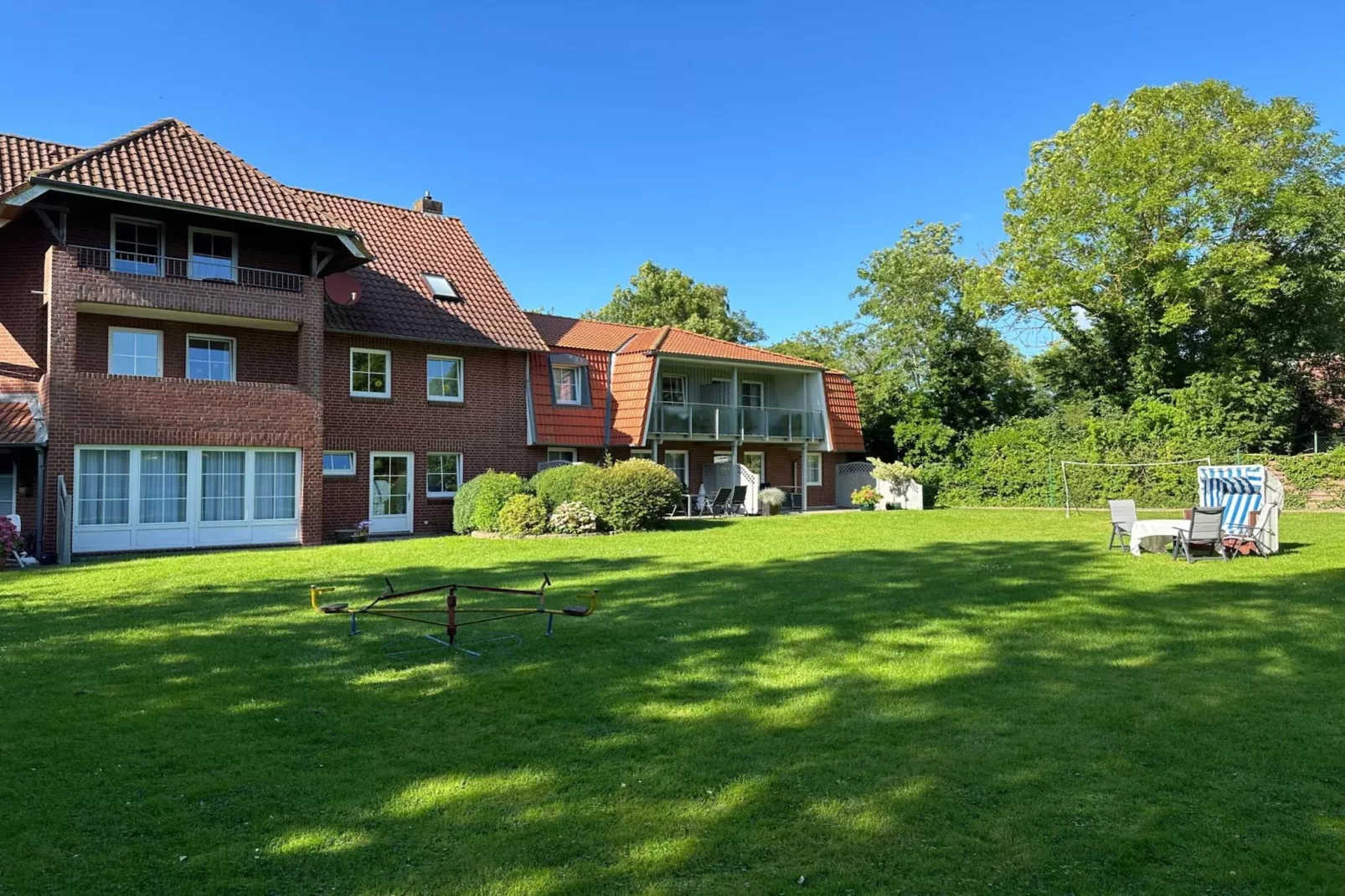 Landhaus auf Fehmarn-Gardens summer
