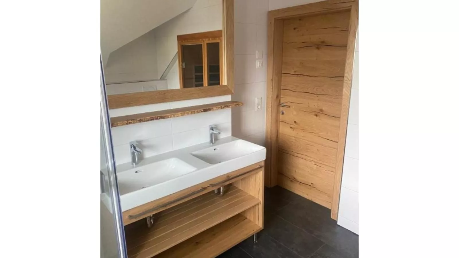 The Laerch-Badezimmer