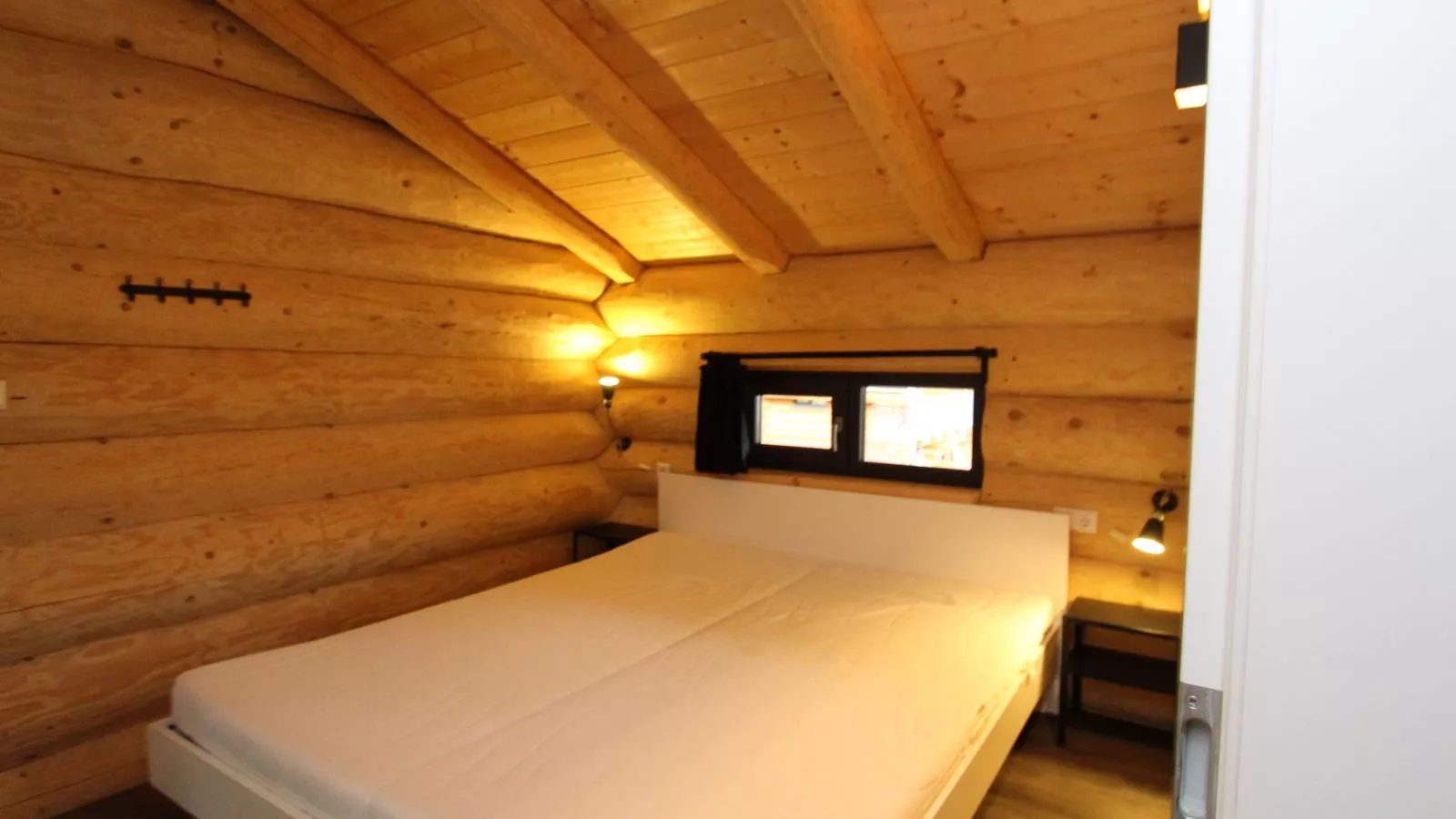 Jenig 2B-Schlafzimmer