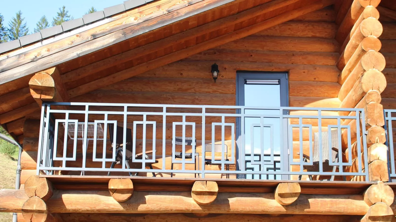 Jenig 2B-Terrassenbalkon