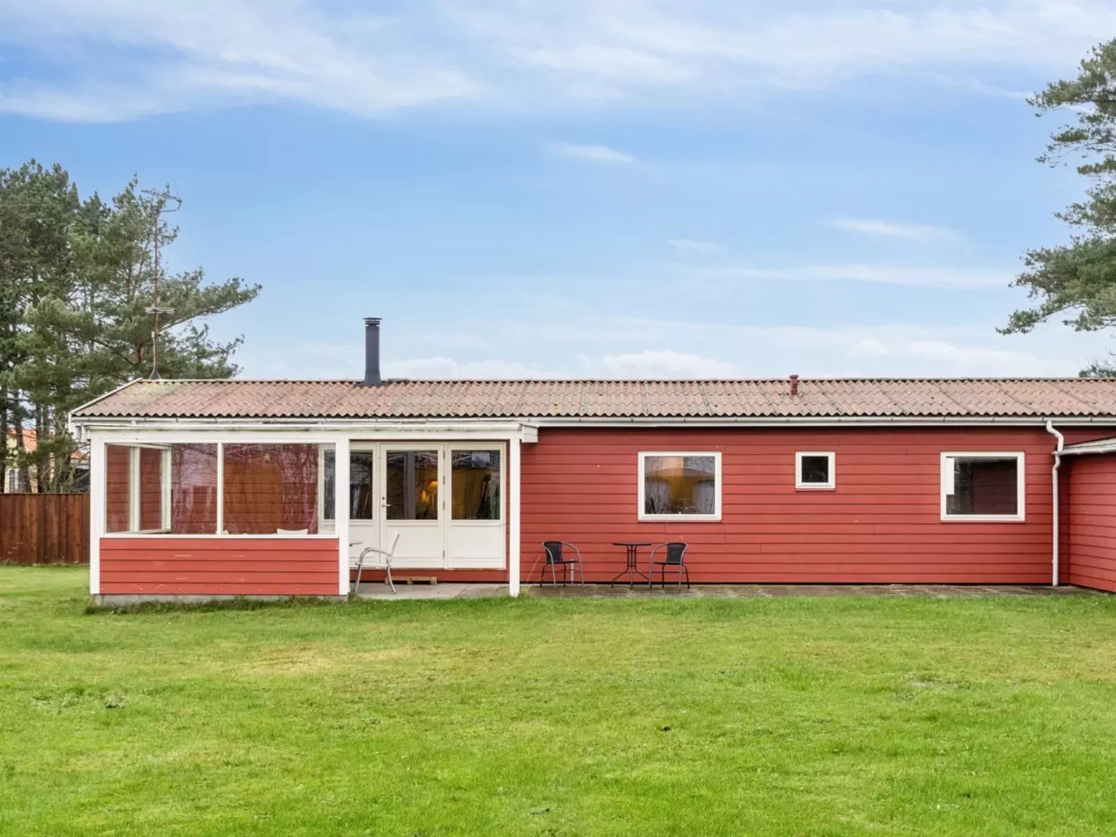 "Torbjörn" - 100m from the sea-Outside