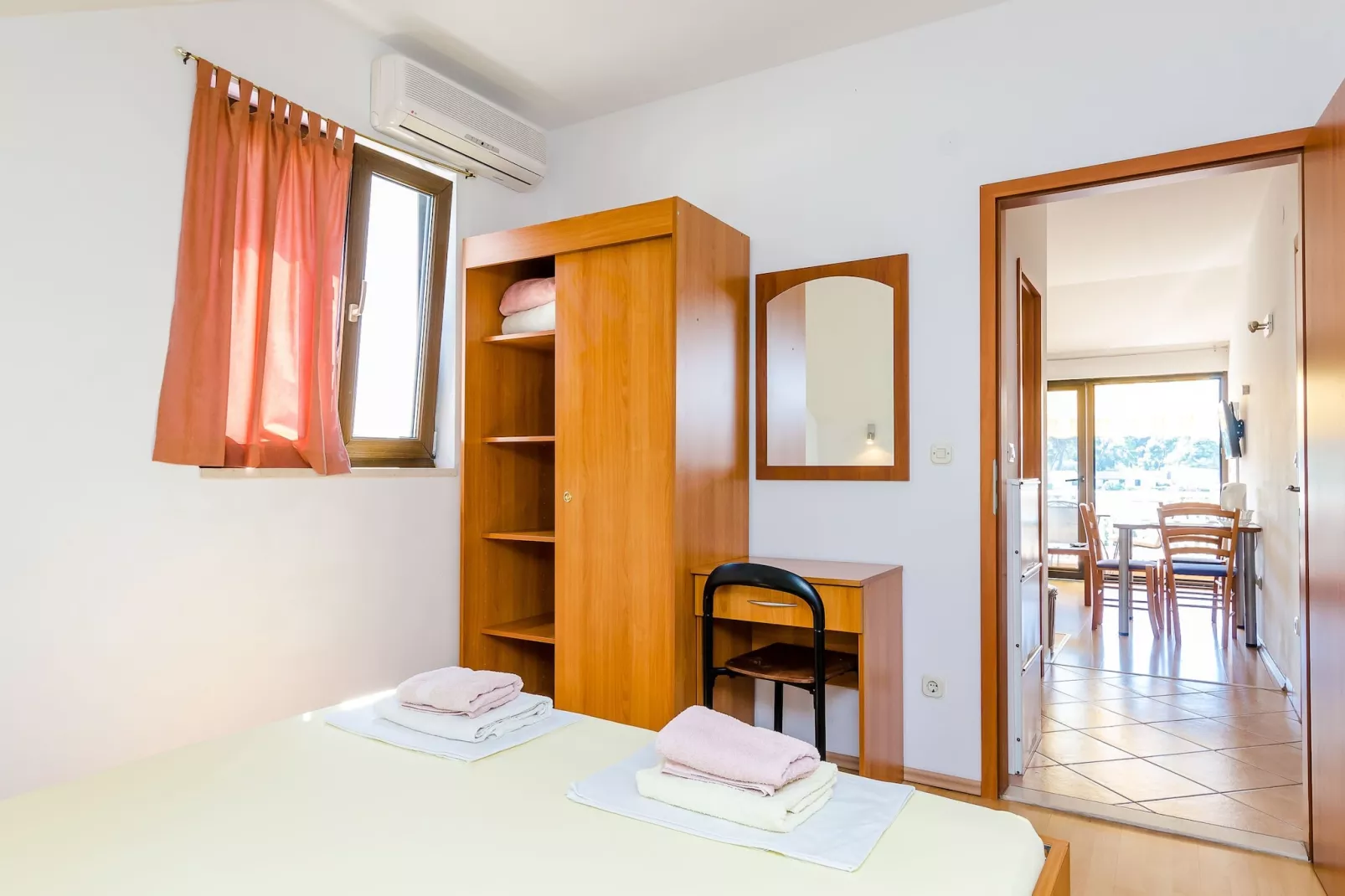 Apartments Princ Hrvoje- Studio With Balcony-Schlafzimmer