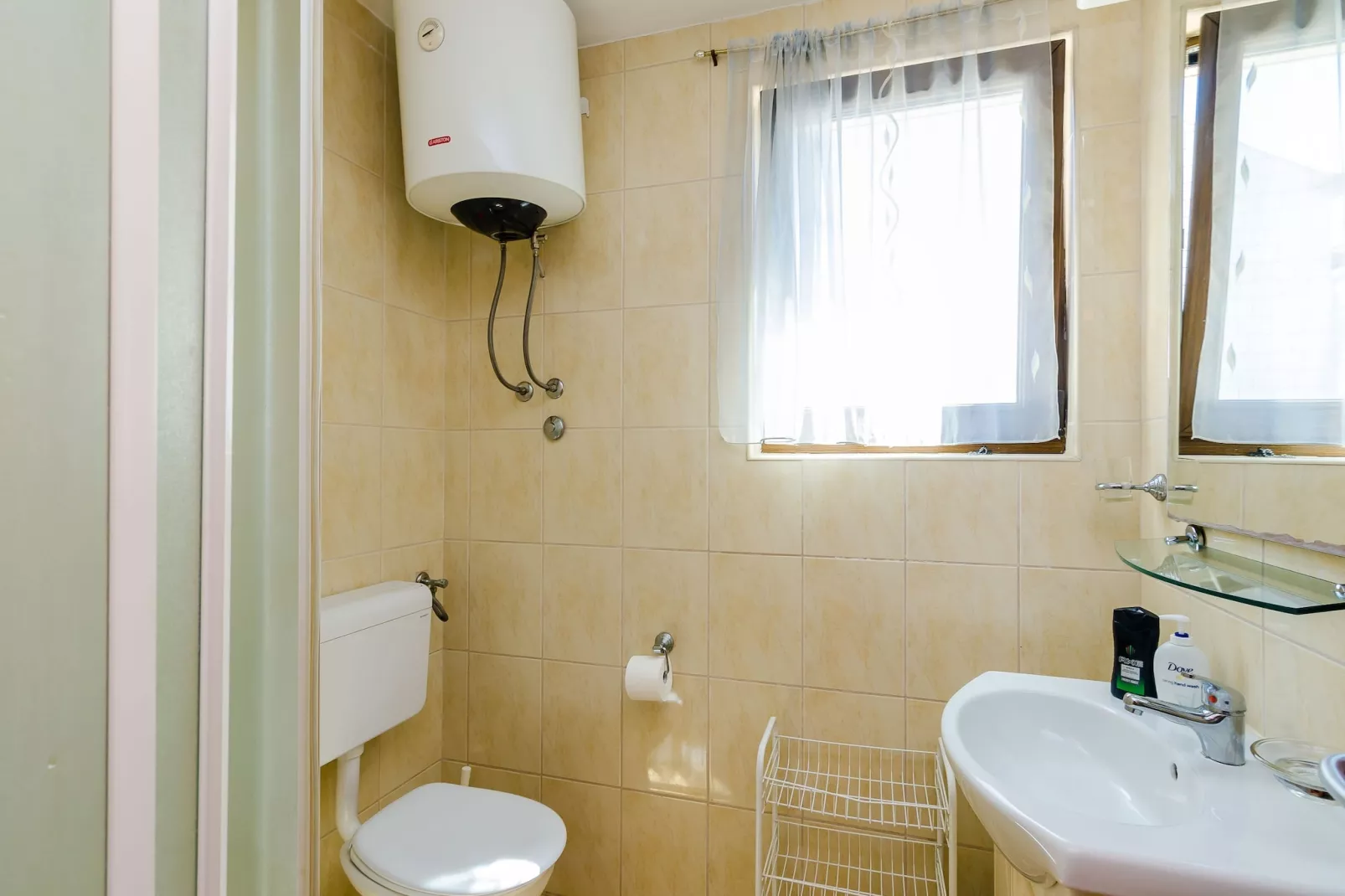 Apartments Princ Hrvoje- Studio With Balcony-Badezimmer