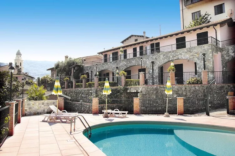 Agri-tourism Borgo Ameno Casanova Lerrone BX4 / B401-Pool