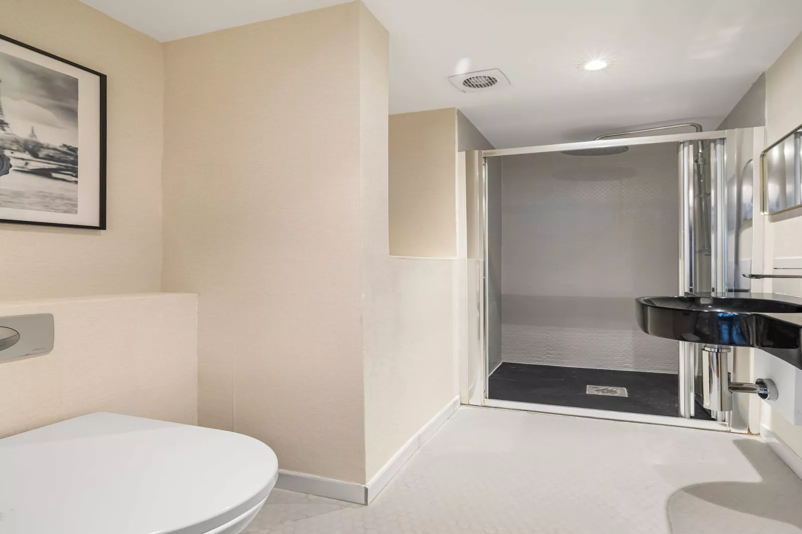 AV-64-CHOISEUL-LOUVRE-Bathroom
