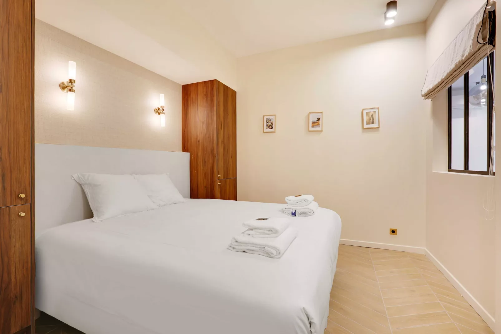 JB-4-RIVOLI-Bedroom