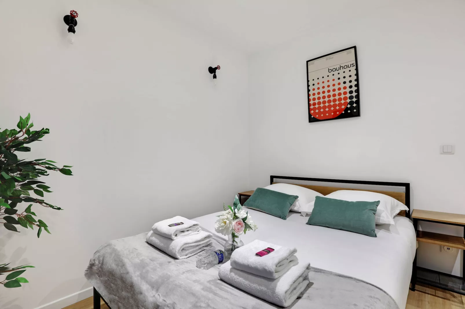 FH-7-BOULANGERS-Bedroom