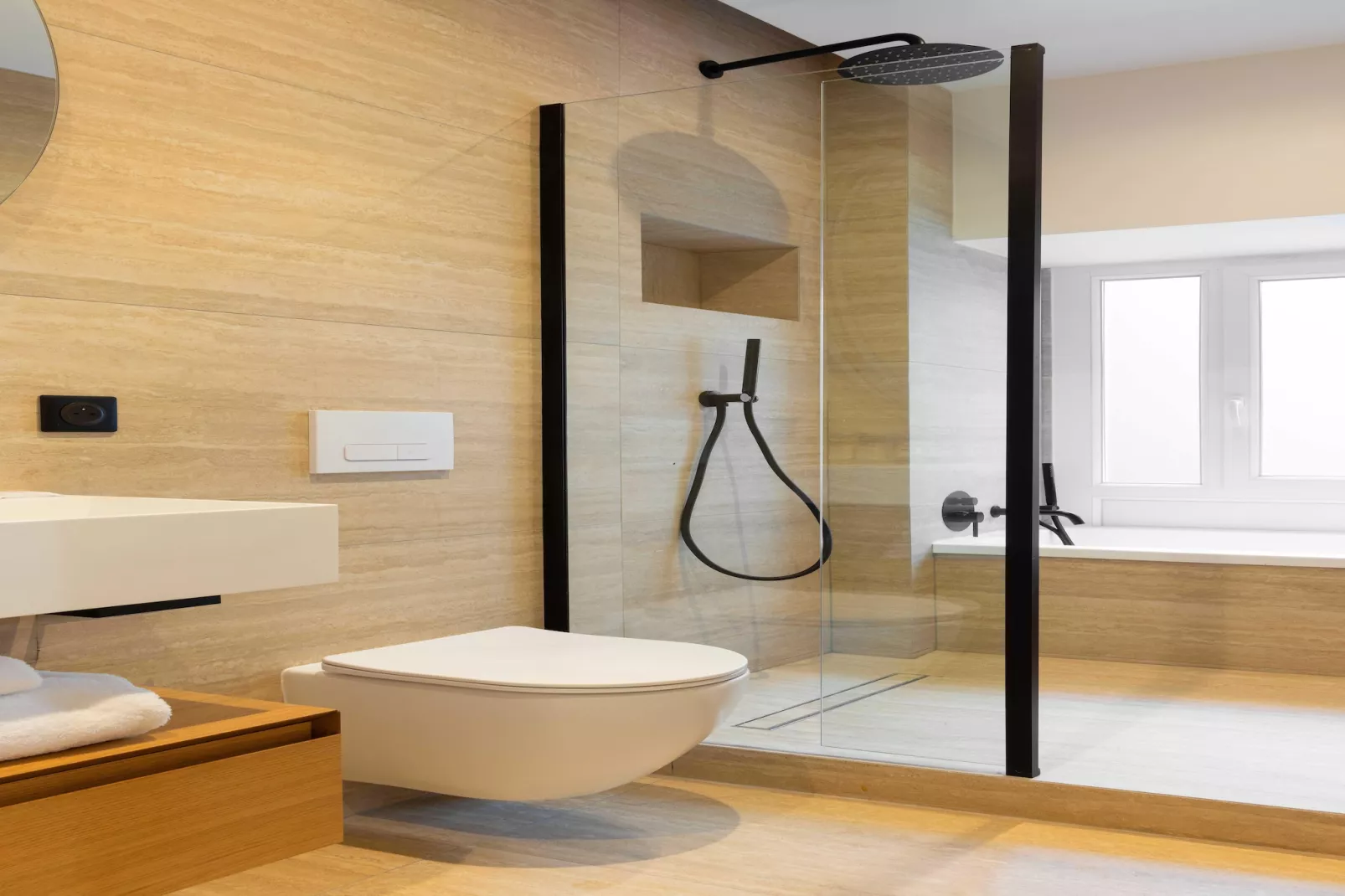 PB-44-ROYAL-Bathroom