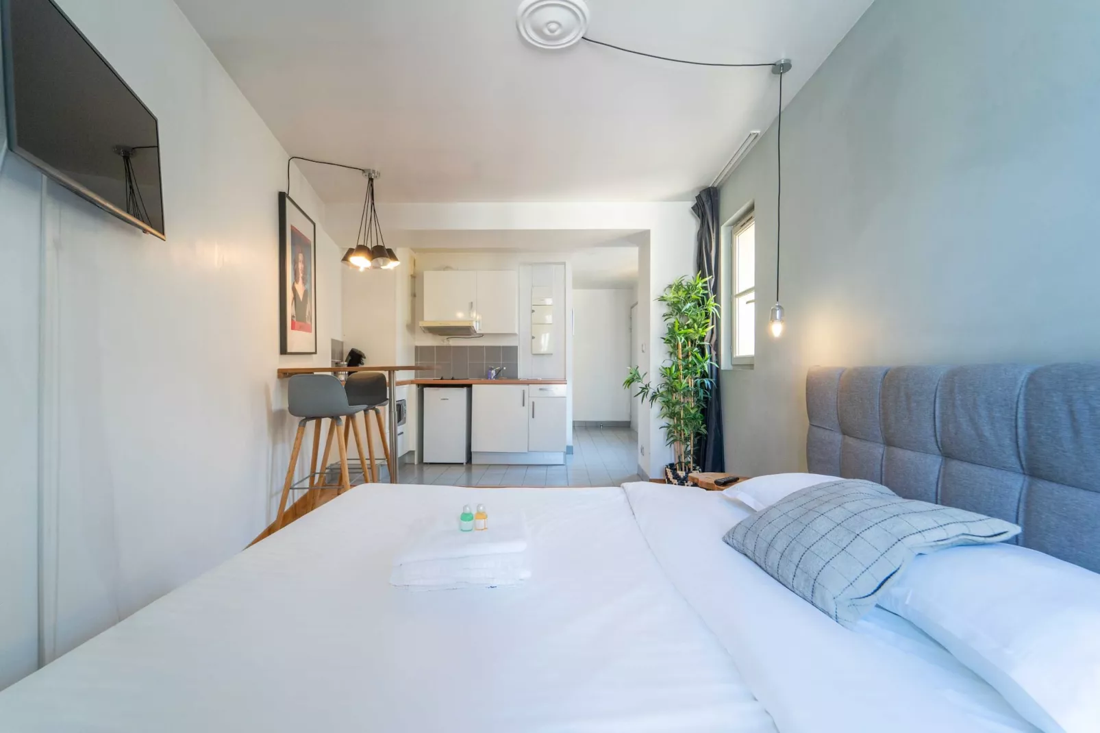 SG-5-BUFFON-501-Bedroom