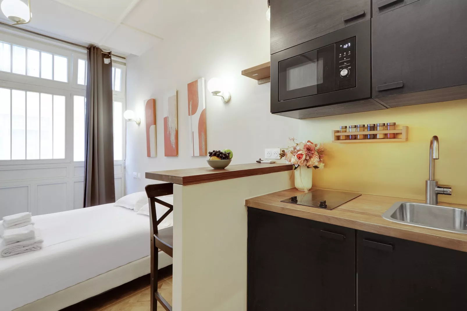 RE-22-ECHIQUIER-Kitchen