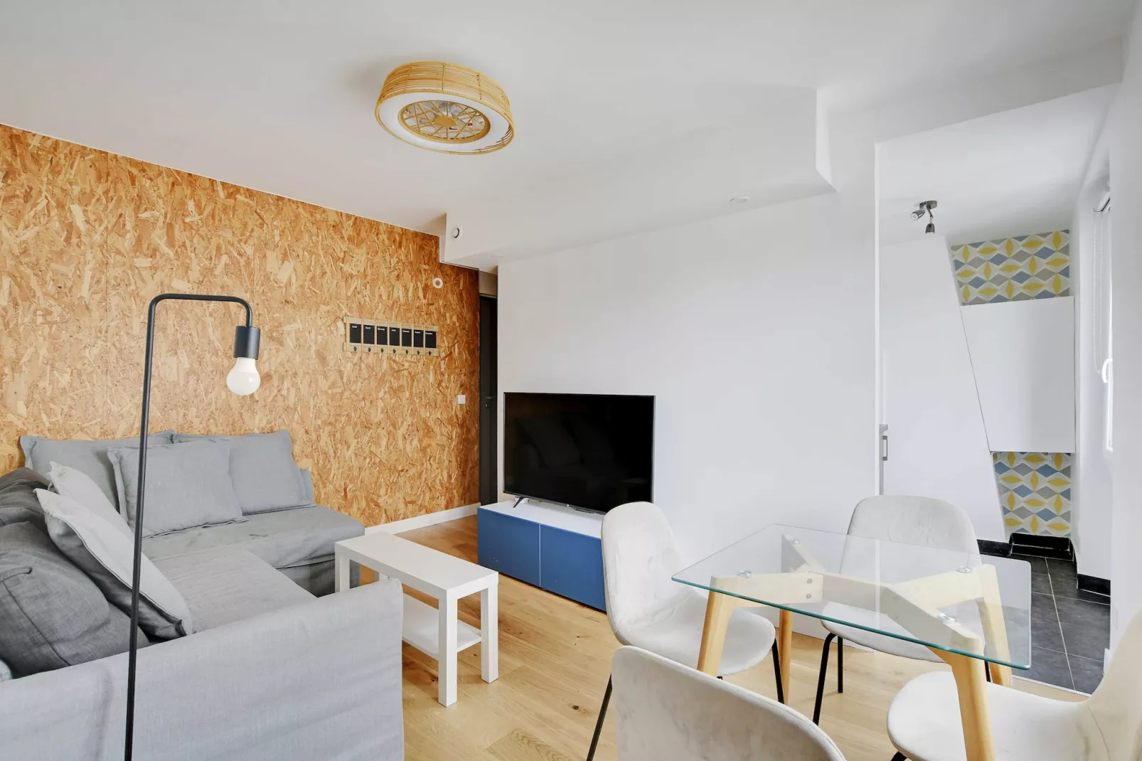 MK-153-ANTOINE-2-Living room