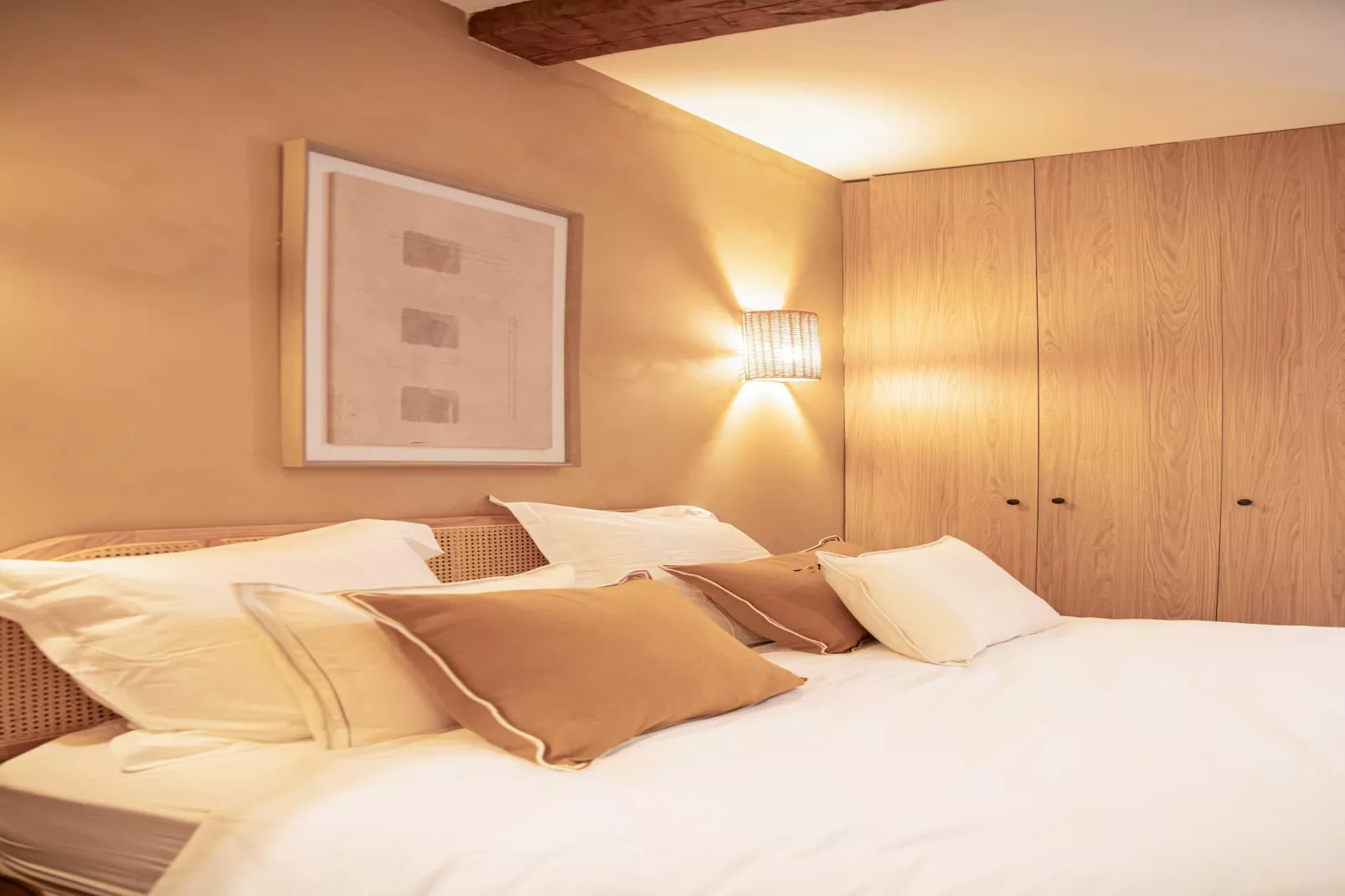 EM-14-PORTALET-Bedroom