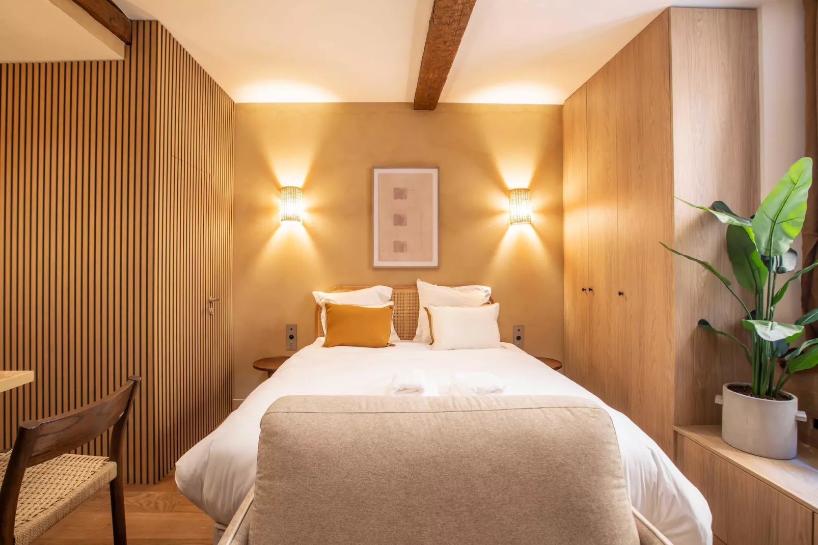 EM-14-PORTALET-Bedroom