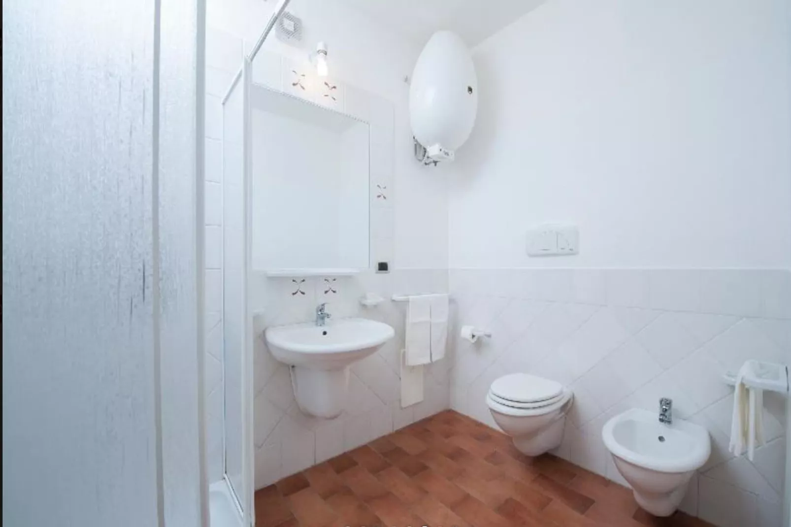 Bilocale x 2-Badezimmer