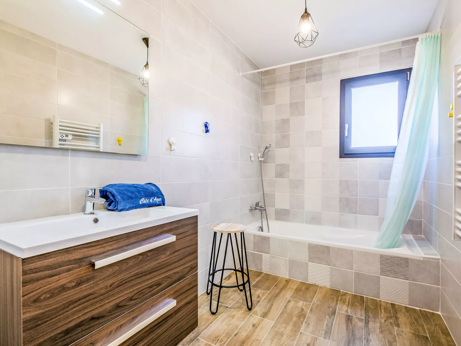 Azur Cottages-Dedans