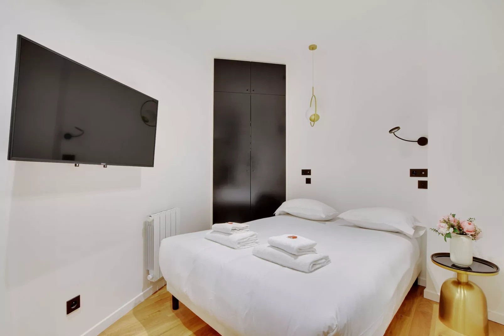 ES-26-LAMARTINE-Bedroom