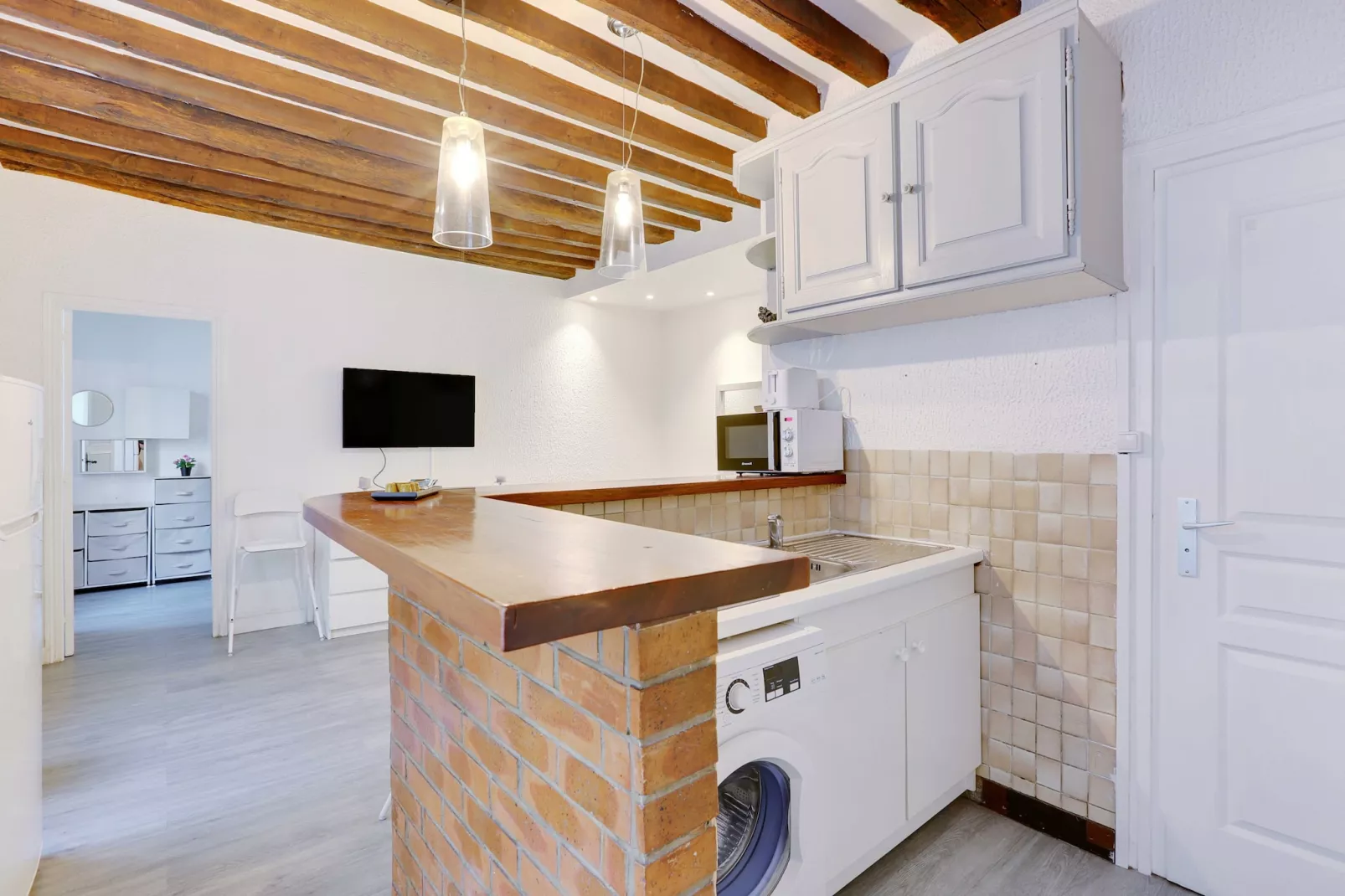 SL-24-SAMPAIX-1-Kitchen