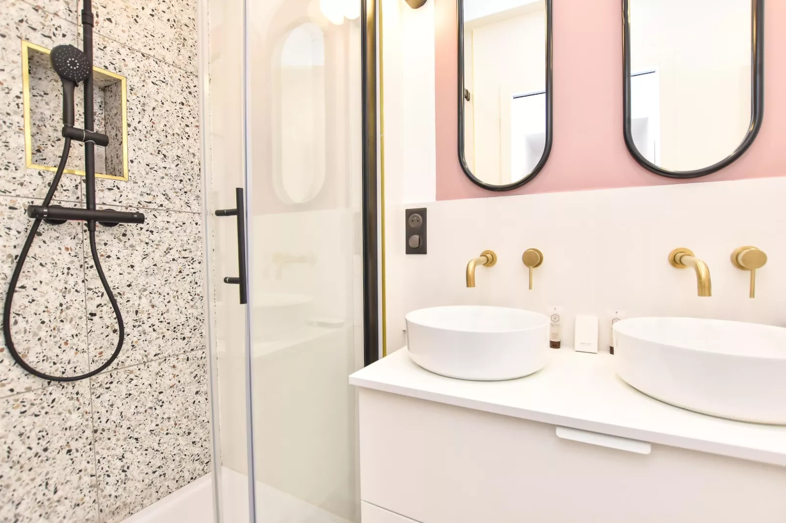 FDL-43-MADEMOISELLE-Bathroom