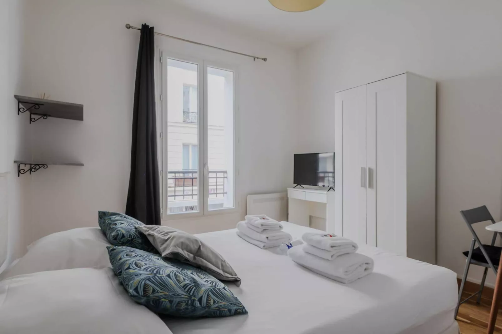 SK-35-JAURES-1-Schlafzimmer