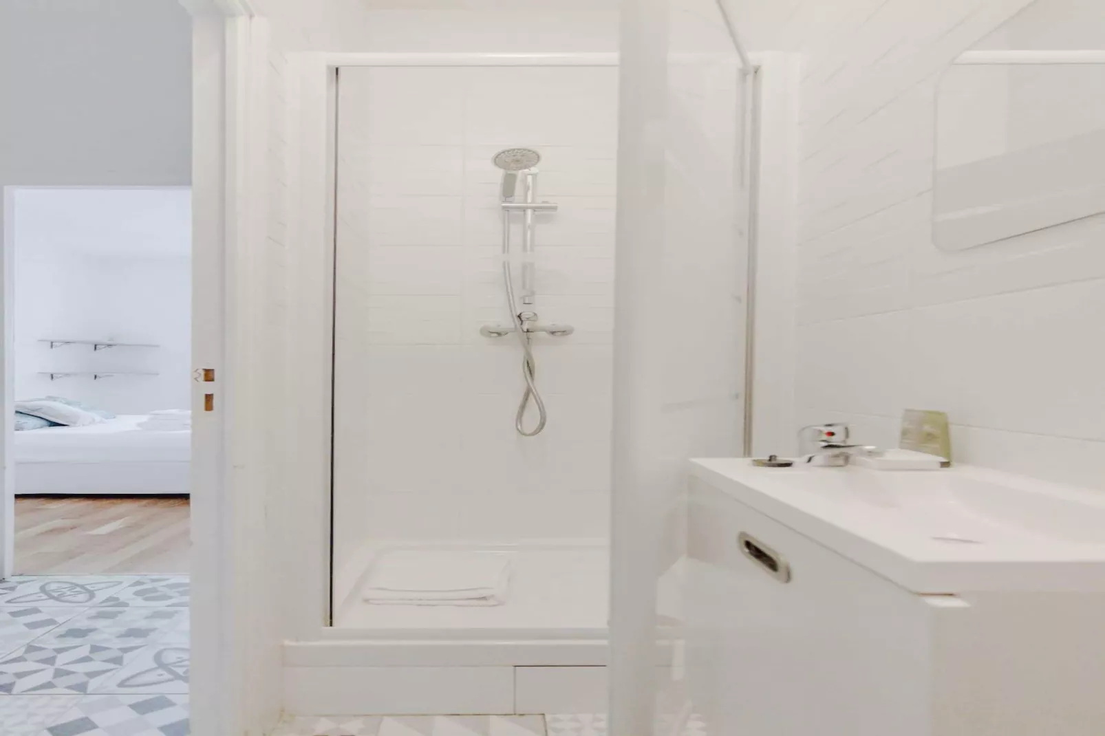 SK-35-JAURES-1-Badezimmer