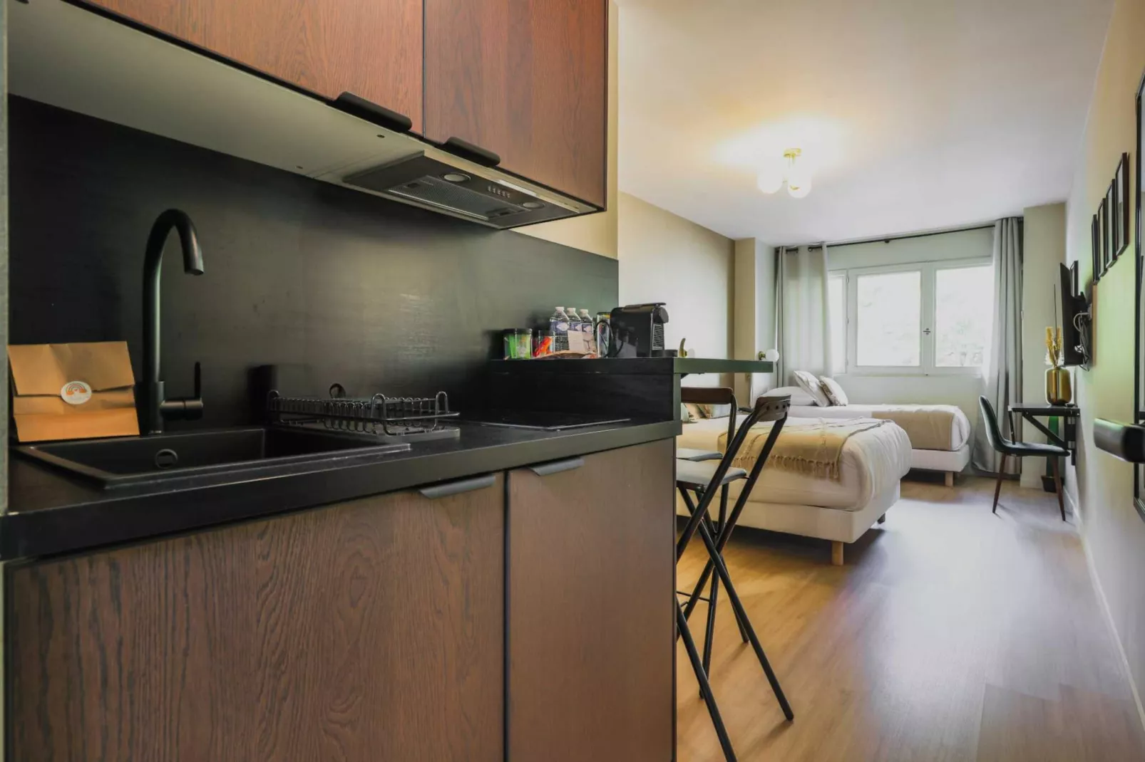 IA-31-DEGAULLE-18-Kitchen