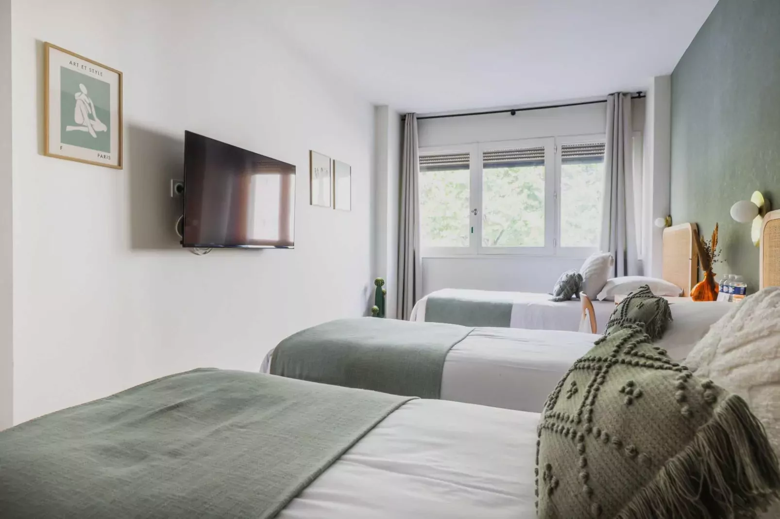 IA-31-DEGAULLE-19-Bedroom