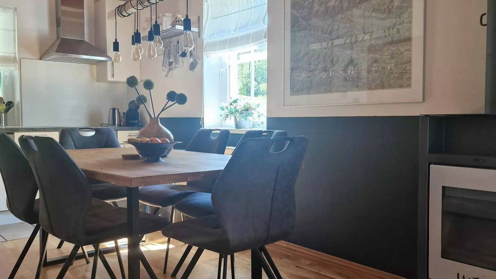 Gailblick-Dining room