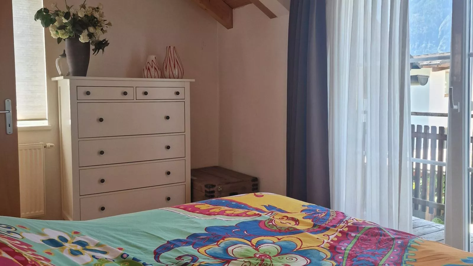 Gailblick-Bedroom