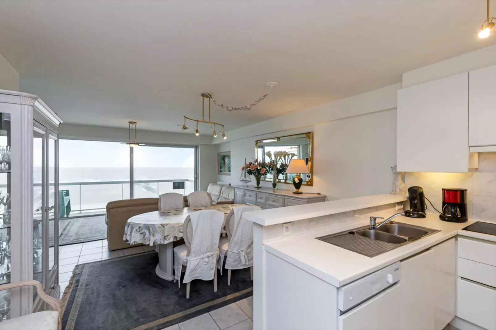 GOLF HIT - 6C-Kitchen