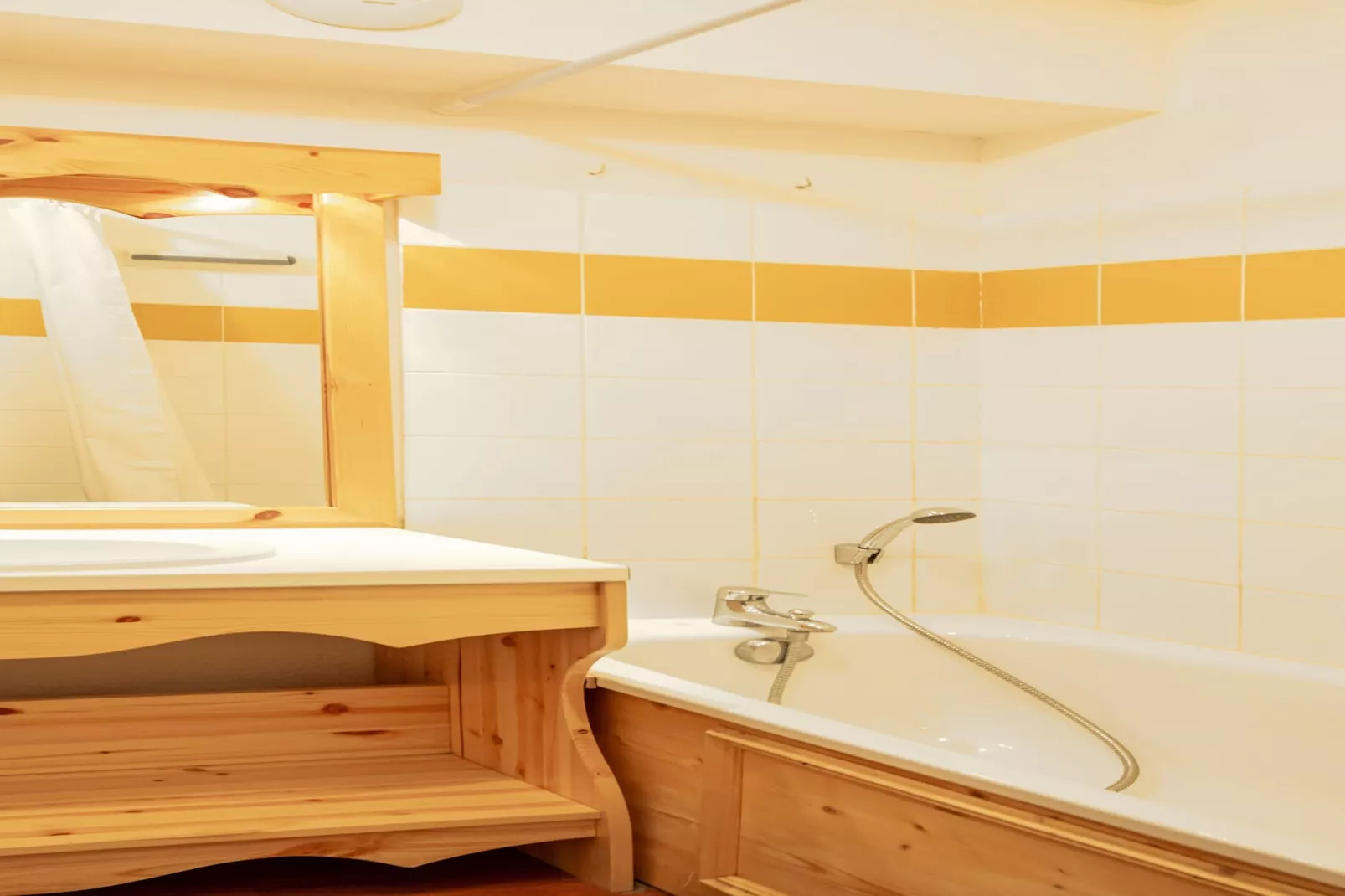 Hameau 1 103 - SPA & PISCINE appartement 4 pers-Bathroom