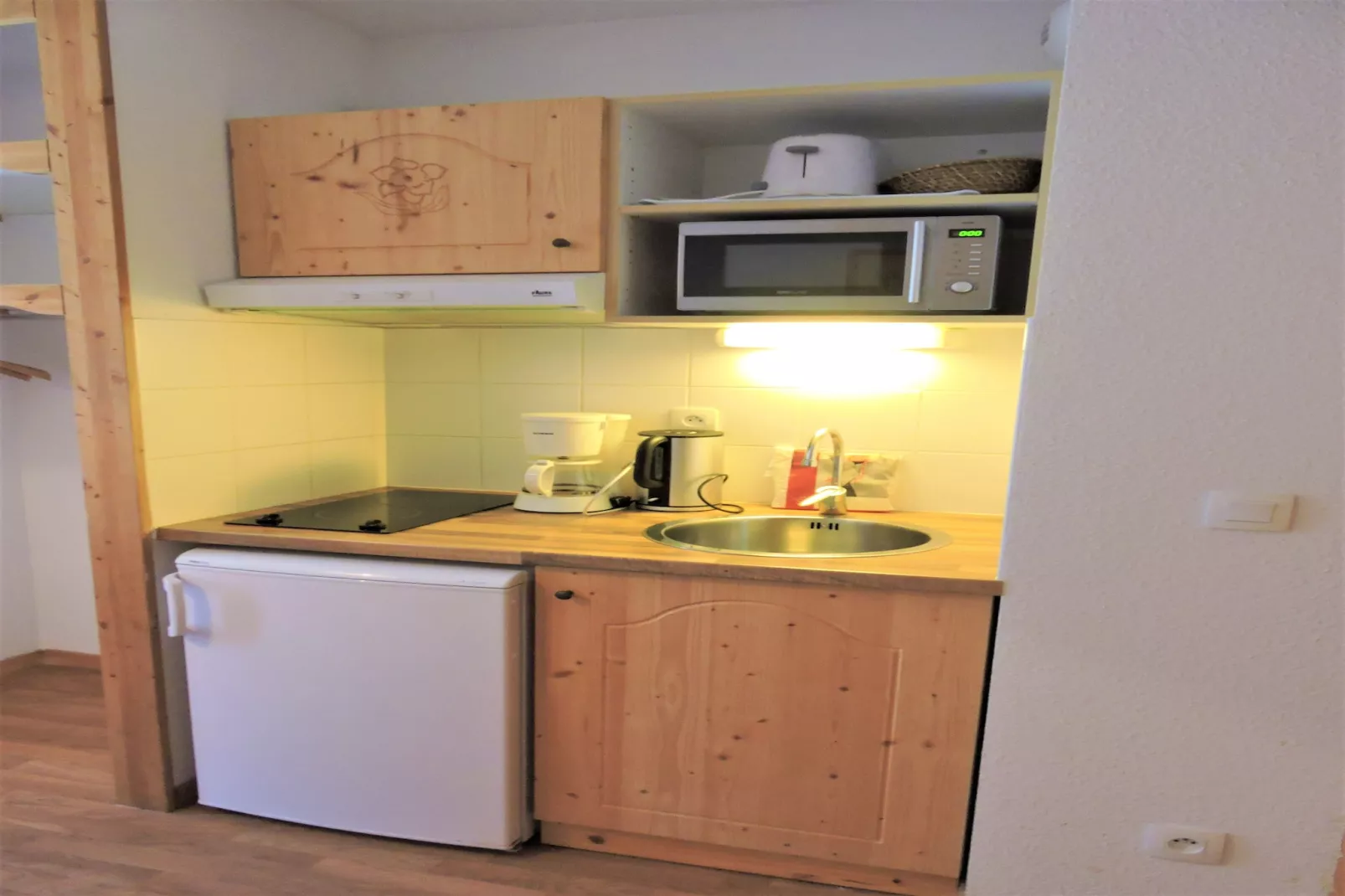 Hameau 8 002 - SPA & PISCINE appartement 4 pers-Kitchen