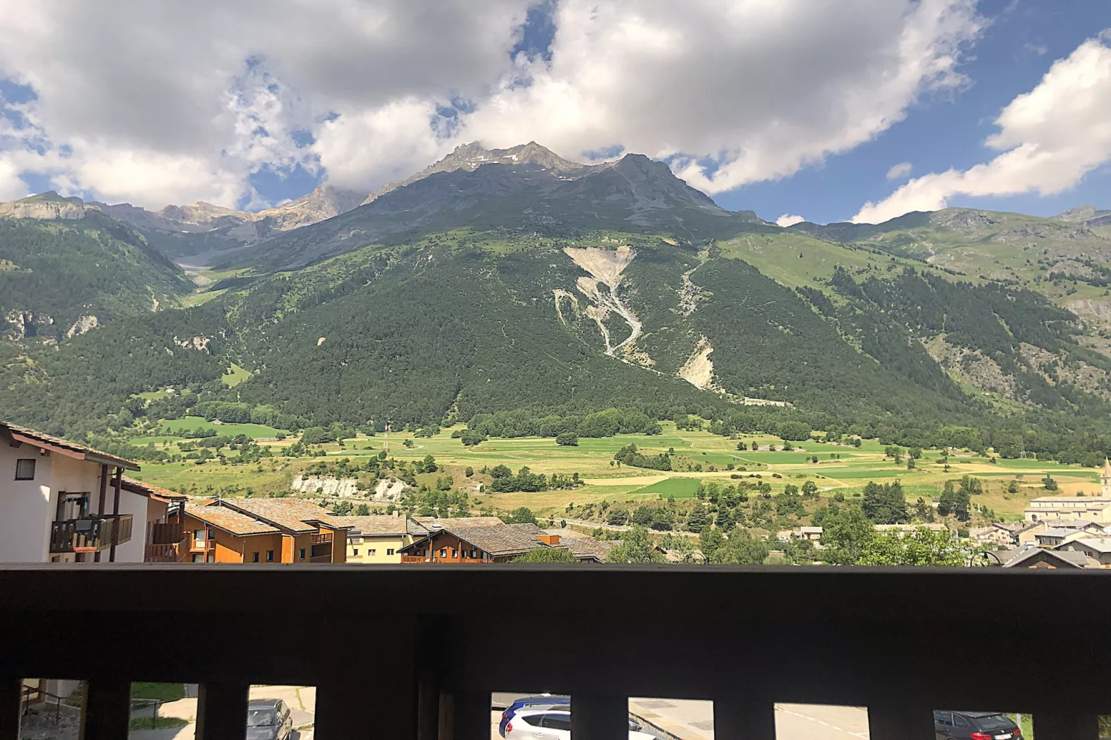 Balcons B 025 - PARC NAT. VANOISE appart. 6 pers.-Terrassenbalkon