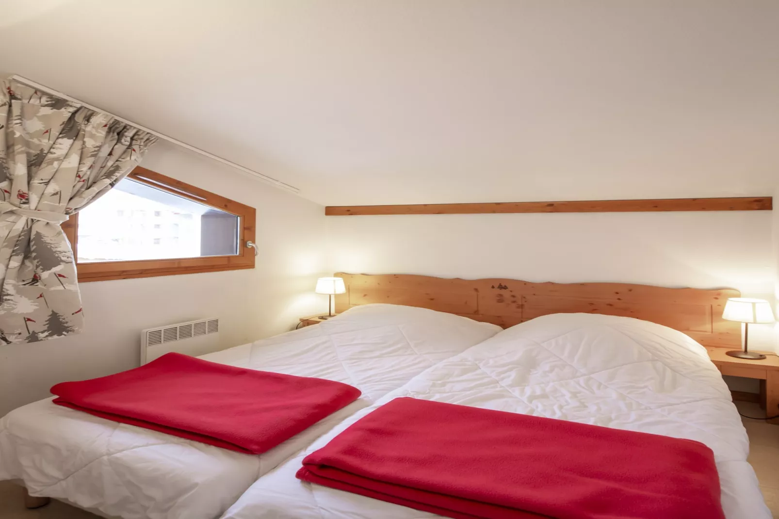 Balcons G 047 - PARC NAT. VANOISE appart. 6 pers.-Bedroom