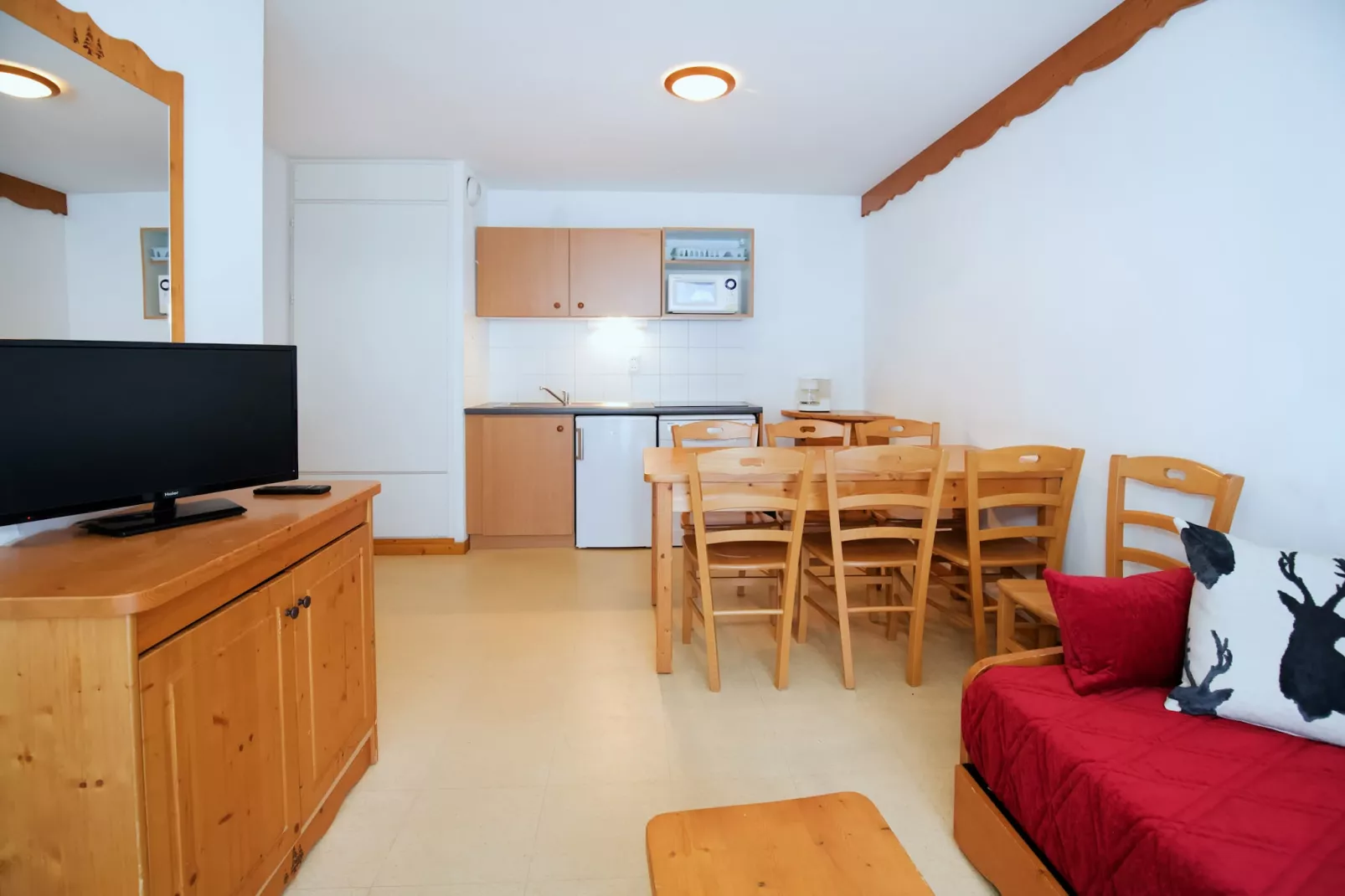 Balcons G 022 - PARC NAT. VANOISE appart. 8 pers.-Living room