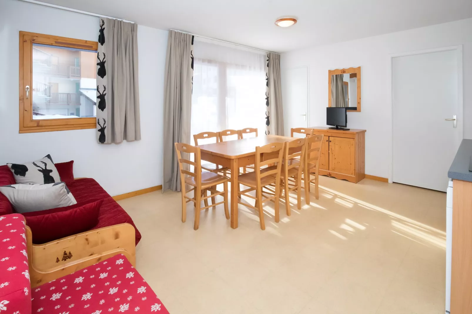 Balcons G 025 - PARC NAT. VANOISE appart. 8 pers.-Living room