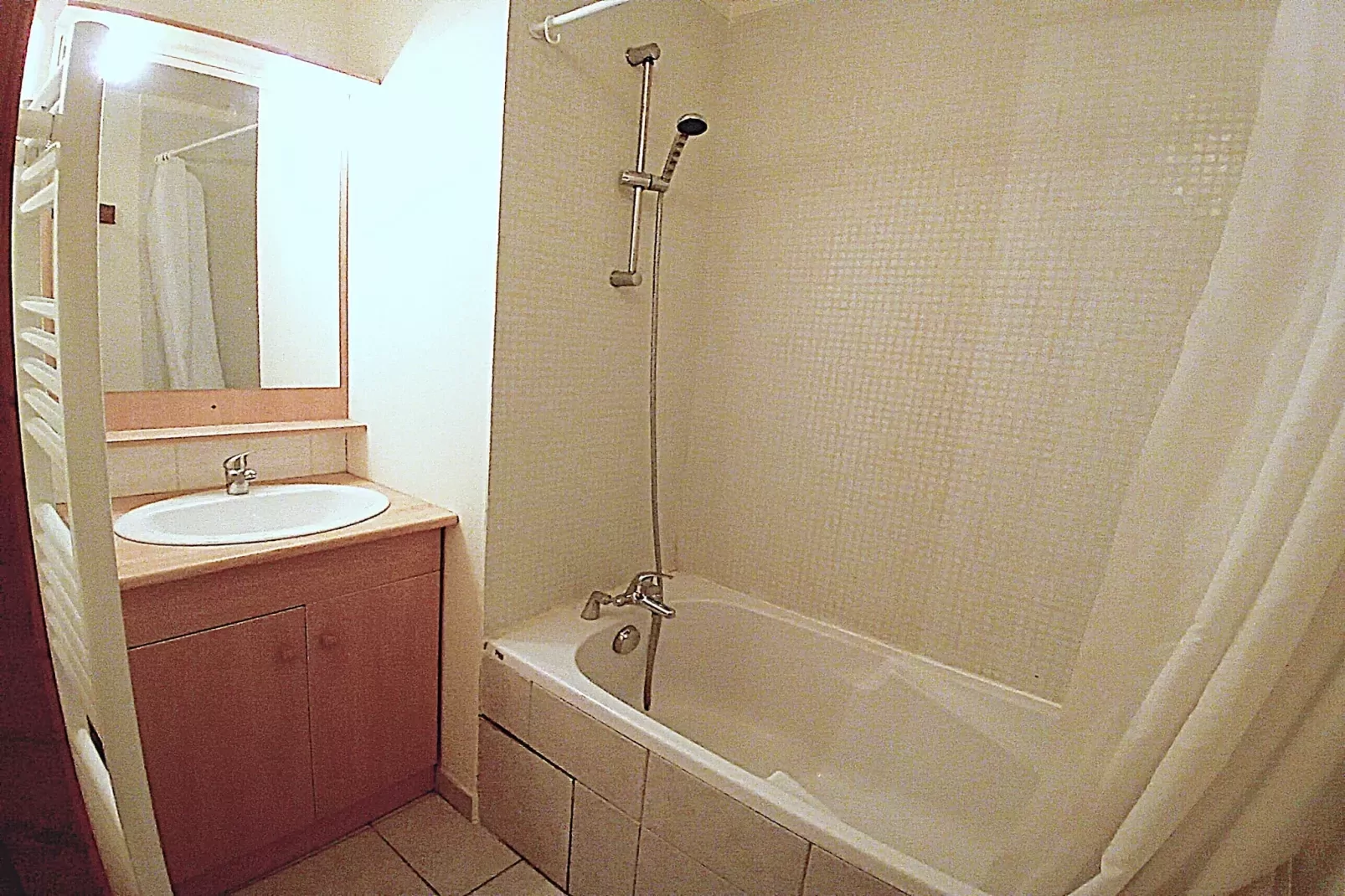Terrasses E 206 - PARC NAT. VANOISE appart. 6 pers-Bathroom