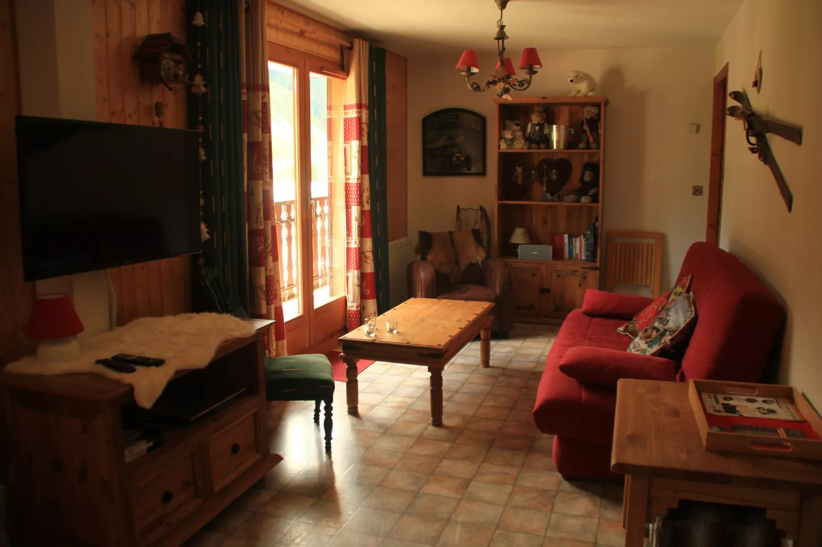 Amarillys AM20 MOUNTAIN & TELECABINE 6 Pers.-Living room