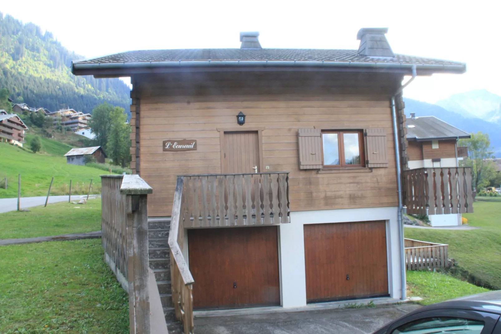 Chalet Ecureuil ECR CHARMING & NATURE 5 Pers.-Außenbereich