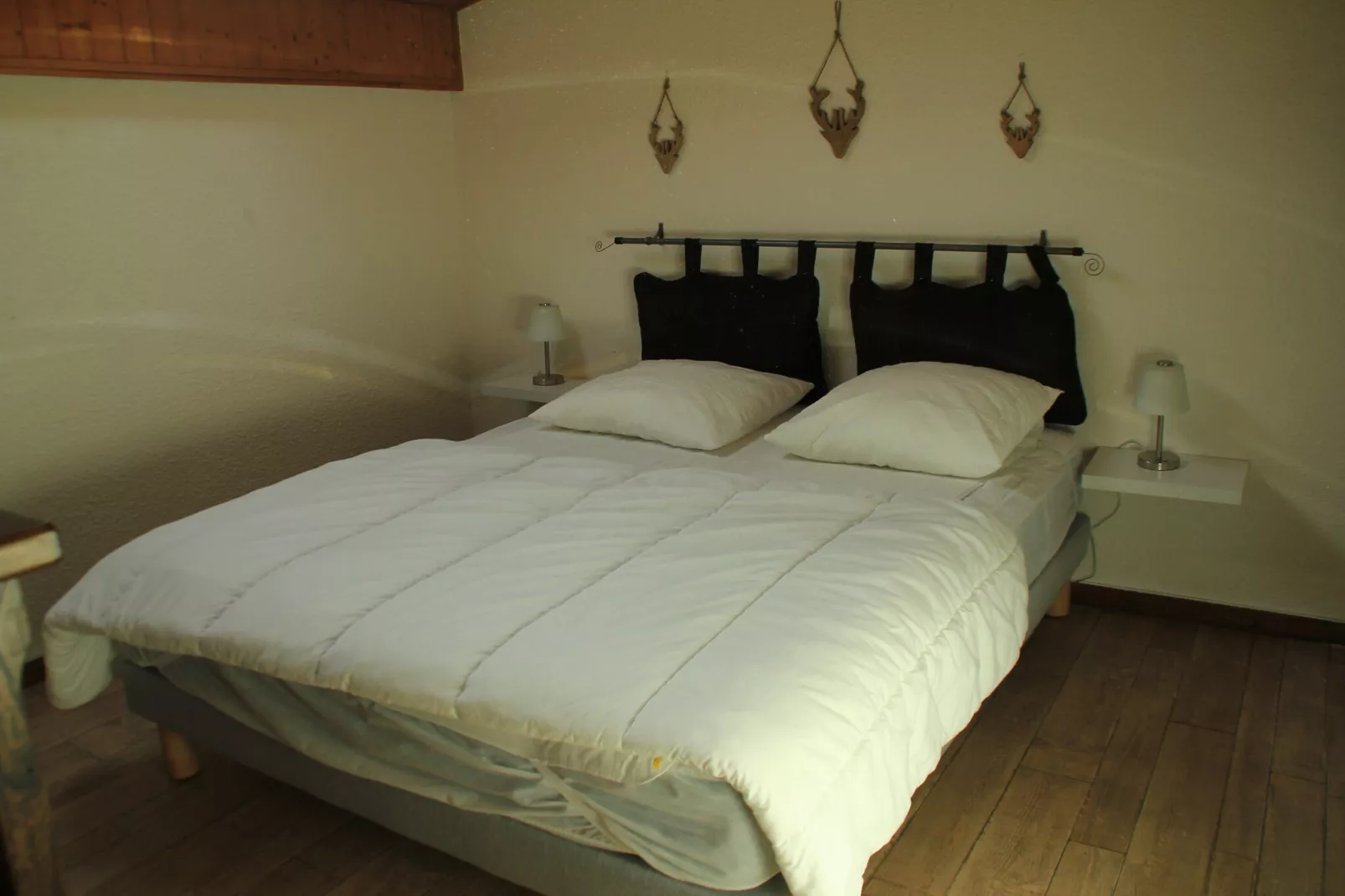 Alpenlake AP139 VIEW & NATURE  6 Pers.-Bedroom