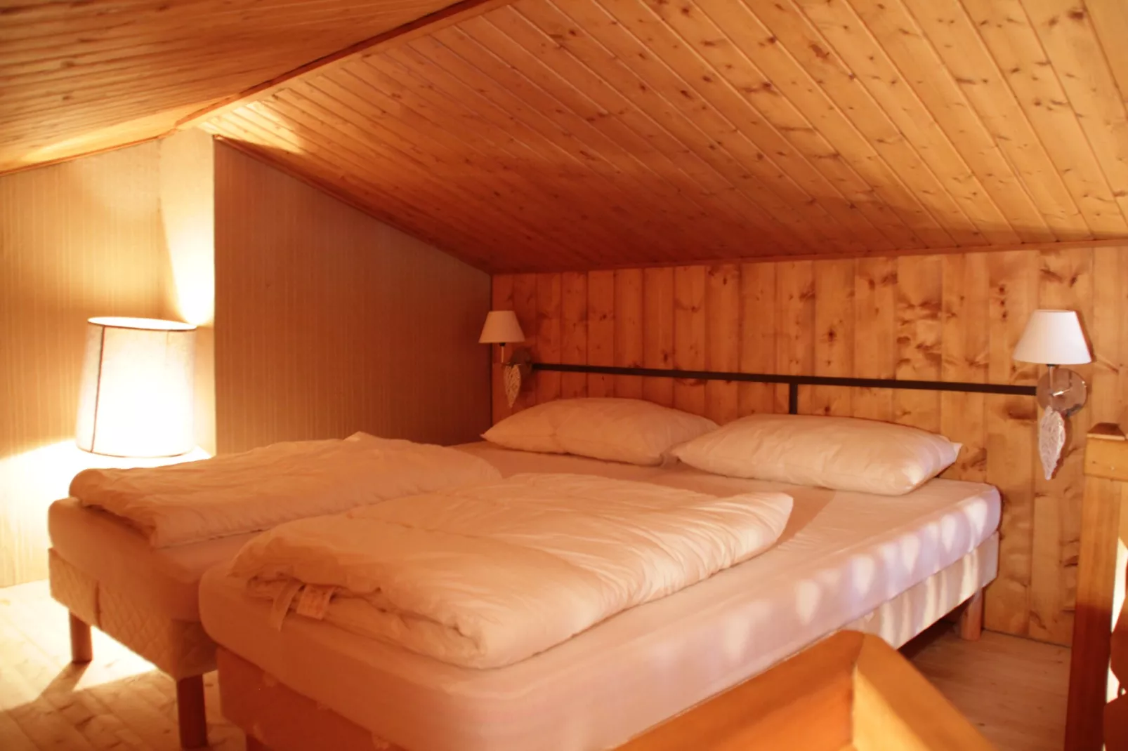 Corina CN43 QUIET & MOUNTAIN 4 Pers.-Bedroom