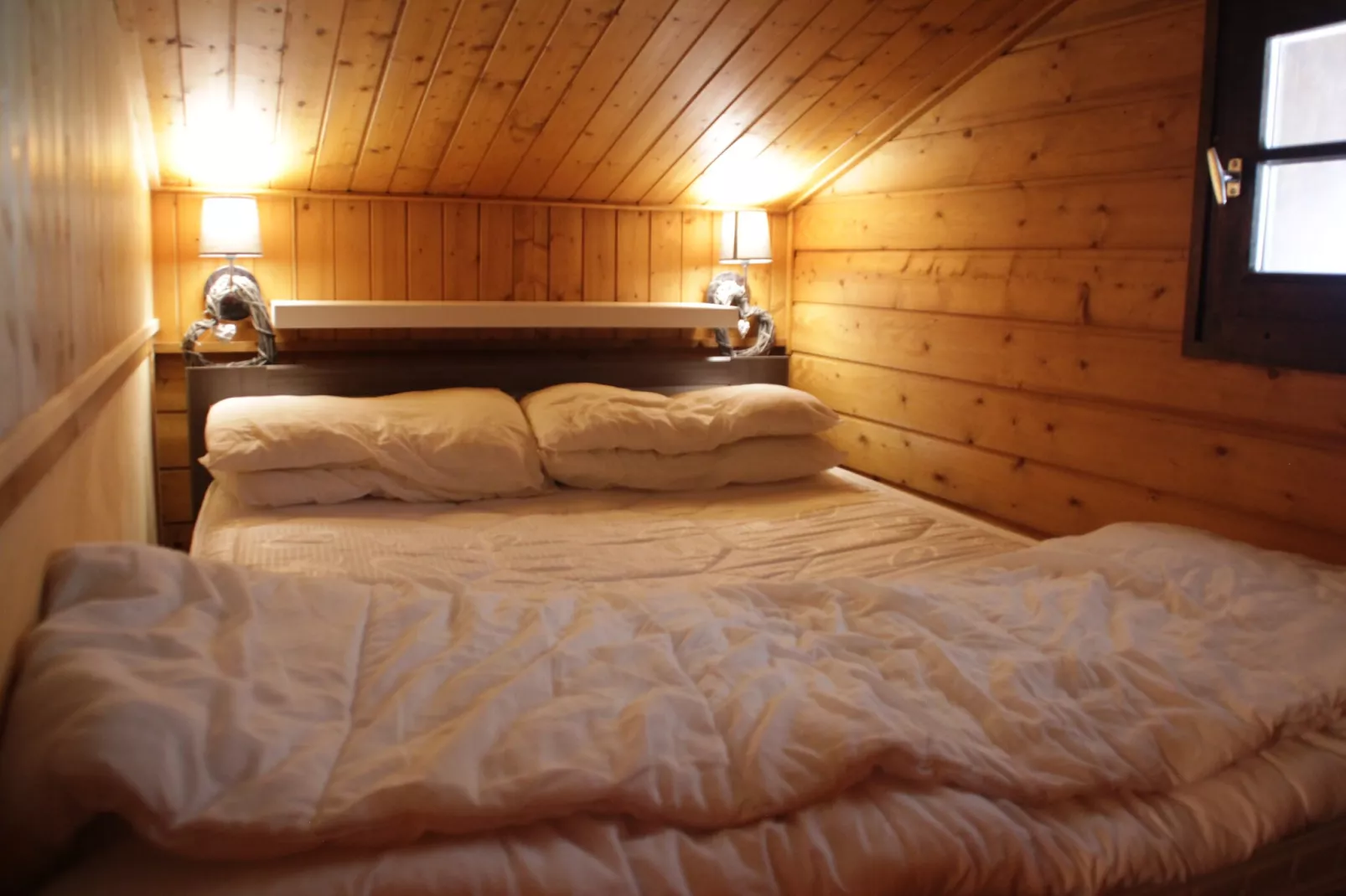 Corina CN43 QUIET & MOUNTAIN 4 Pers.-Bedroom