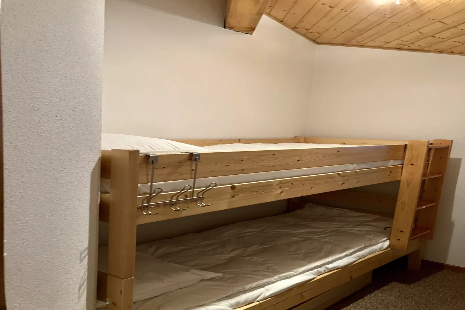 Forsythia FA29 FAMILY 1& NATURE 8 Pers.-Bedroom