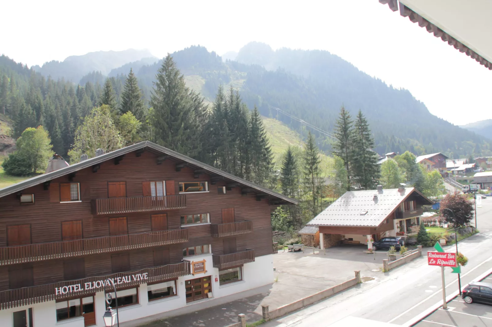 Moulin ML286 MOUNTAIN & TELECABINE 6 pers.-Outdoor