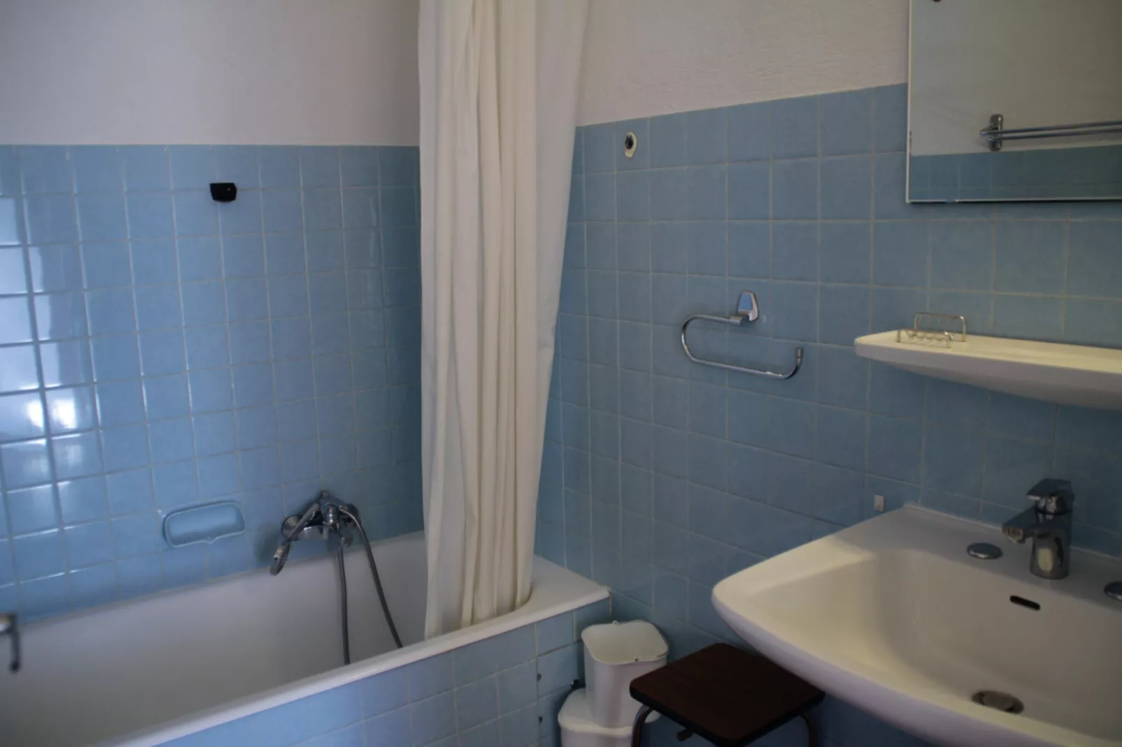 Castel des Neiges CSA7 CENTRE & VIEW  6 Pers.-Bathroom