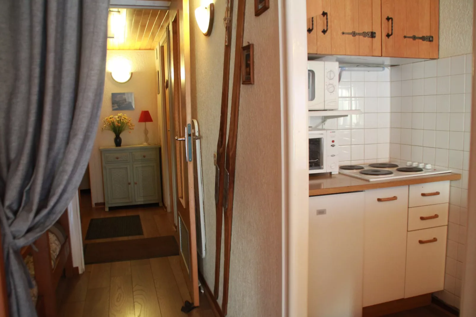 RESIDENCE RSA4 SWIMMING POOL & CENTER 6 pers.-Kitchen