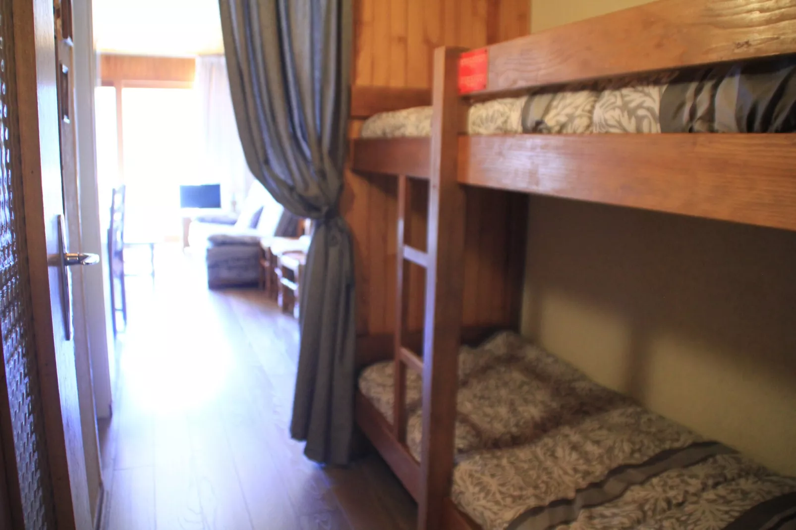 RESIDENCE RSA4 SWIMMING POOL & CENTER 6 pers.-Bedroom